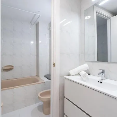 Apartment Comodo Y Renovado Apto Con Wifi A 500m De La Playa *