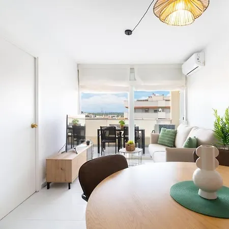 Comodo Y Renovado Apto Con Wifi A 500m De La Playa Apartment